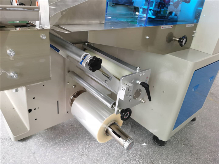 Durable Cheap Heat seal film Automatic pack multifunction Wrapping Machine long pipe packing machine
