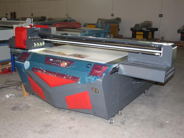 Quality Cyan / Magenta / Yellow UV Inkjet Printers , Large Format Digital Printing Machines for sale