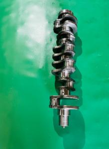 China 6735-01-1310 Diesel Engine Crankshaft 6D102 PC200-6 PC200-7 R225-7 CLG922 wholesale