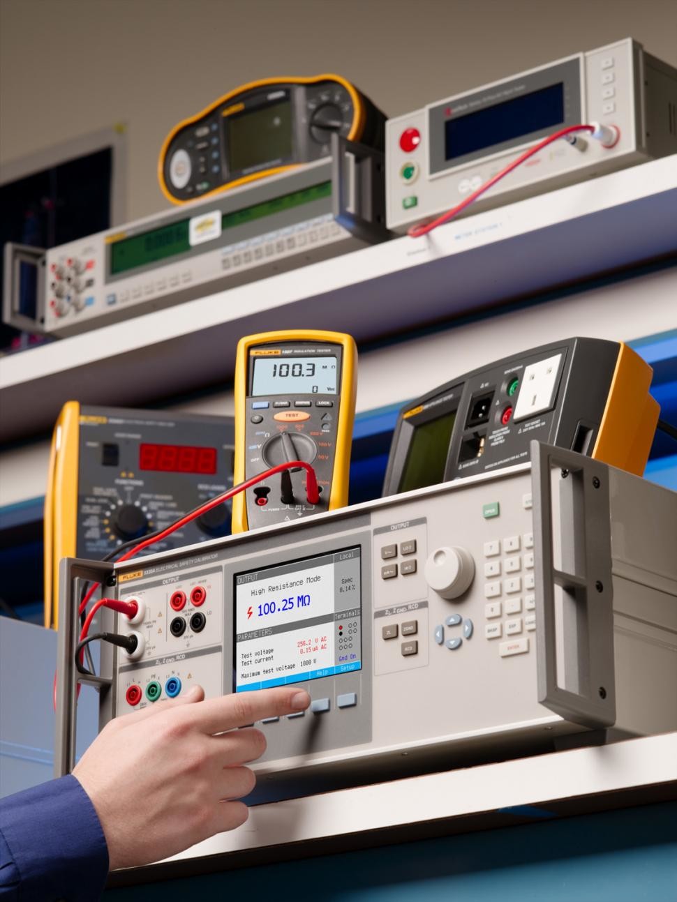 Flexible 5320A Fluke Multi Function Calibrator Insulation Resistance