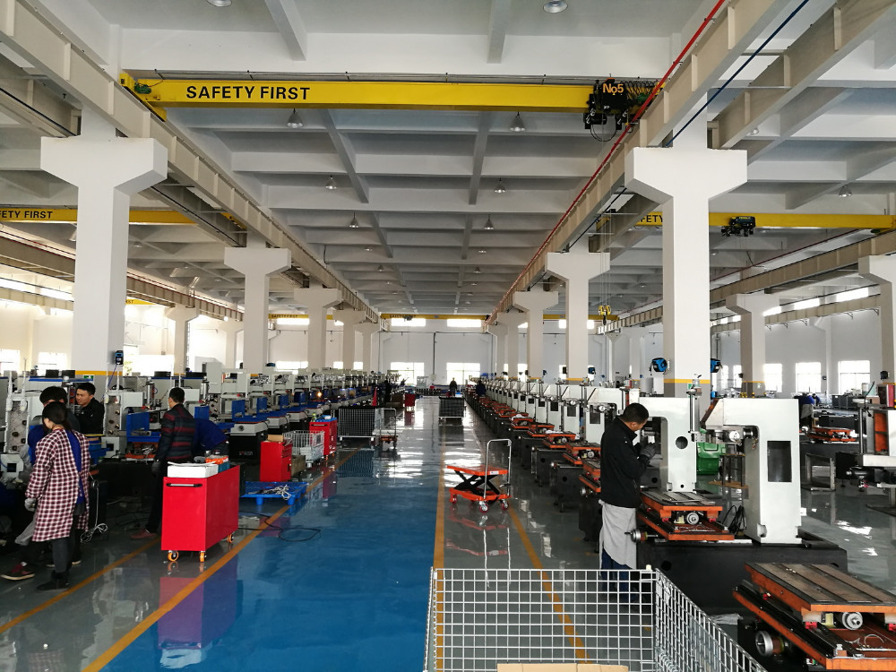 Medium Speed Micro Wire Edm Machine , 1500kg Cnc Wire Cut Edm Machine