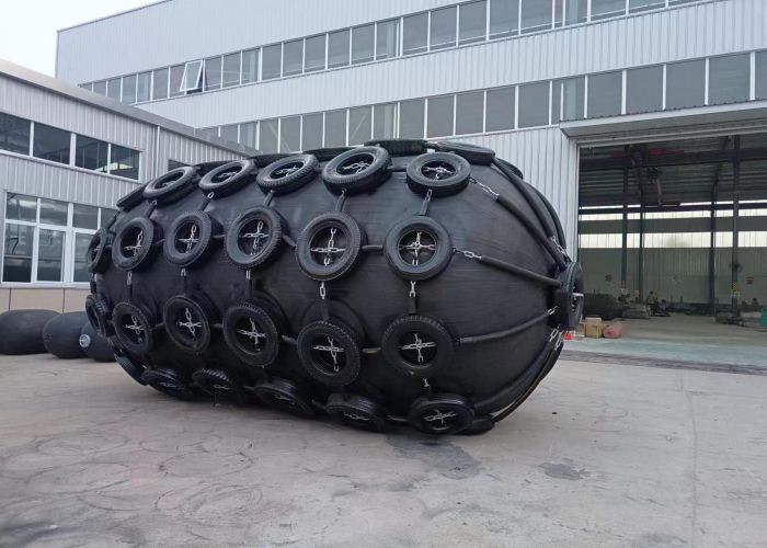 Marine Floating 3.3x6.5m STS Operation Pneumatic Rubber Fender