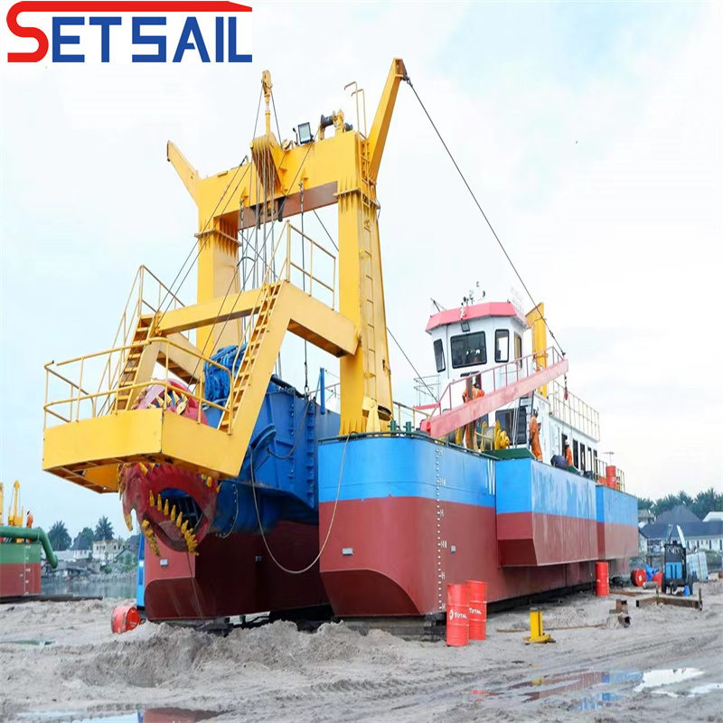 CCS Cutter Suction Dredger Hydrocyclone Set Sail Mining Equipment Dredging Machine