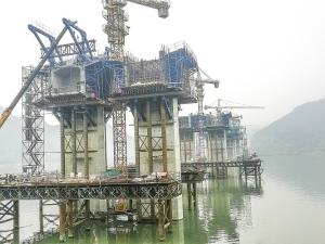 Flexible Q235B Steel Bridge Formwork Systems Strong Structure Mounted Easily