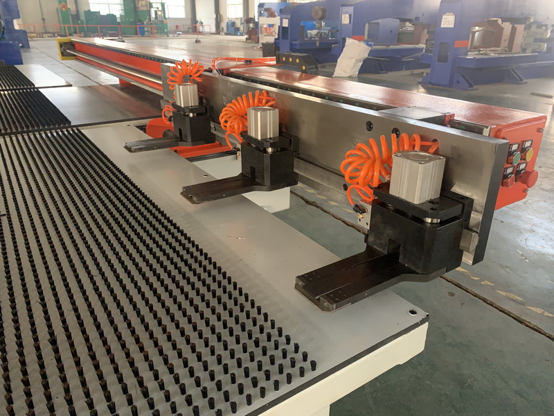 3mm Sheet CNC Mechanical Punching Press Process 40' Container Wall Plate