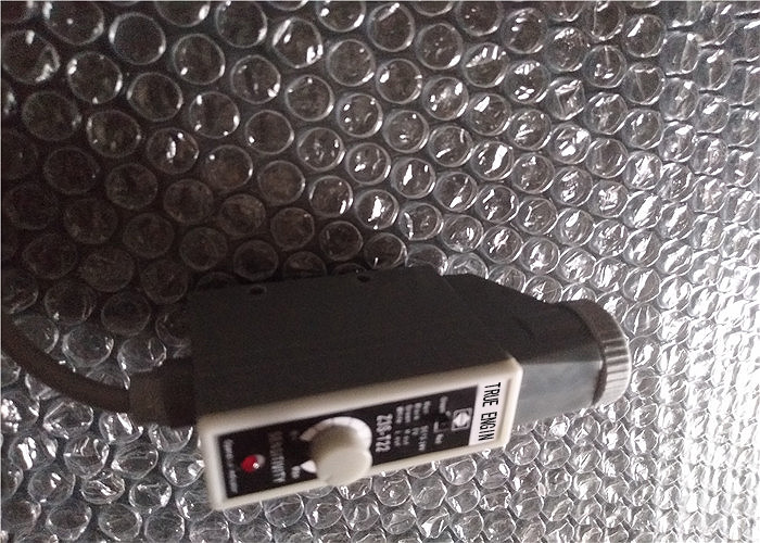 Photo Electric Edge Position Sensor Plastic Shell With 5mm Detector Range