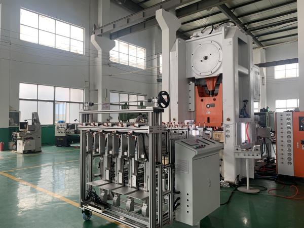Quality Customizable Semi Automatic Aluminium Foil Container Making Machine With 26KW for sale