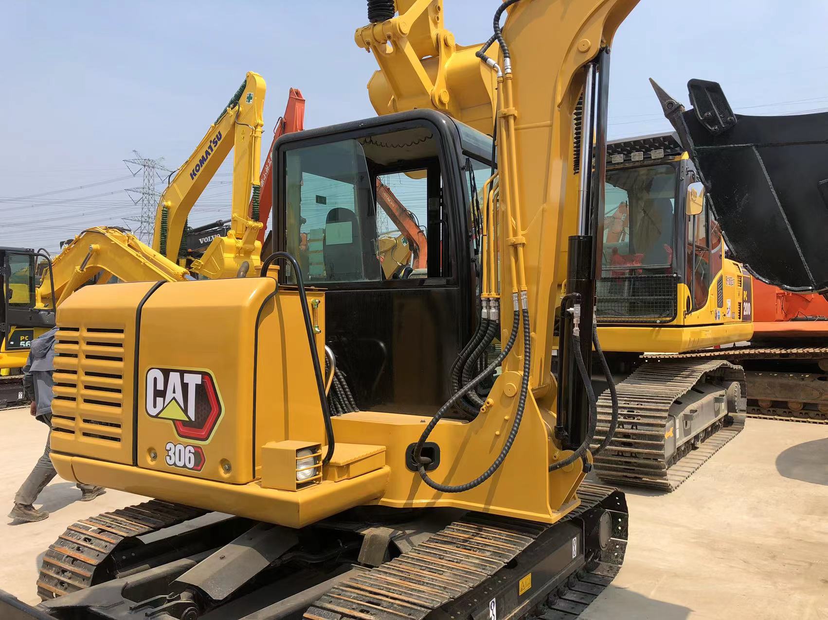Japan Used 307 Caterpillar Excavator Maximum Digging Height 4350mm for Garment Shops