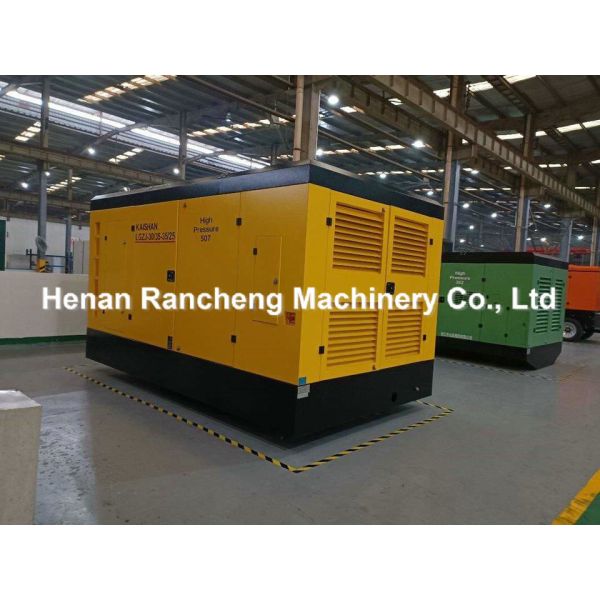 Diesel Engine Drilling Air Compressor 35 - 25bar Pressure 30 - 35m³/min Capacity
