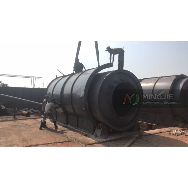 Upgrade Your Recycling Process with Batch Type Waste Tire Plastic Pyrolysis Equipment
