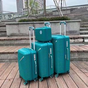China Practical Lightweight PP Trolley Case , School Travel Polypropylene Suitcase wholesale