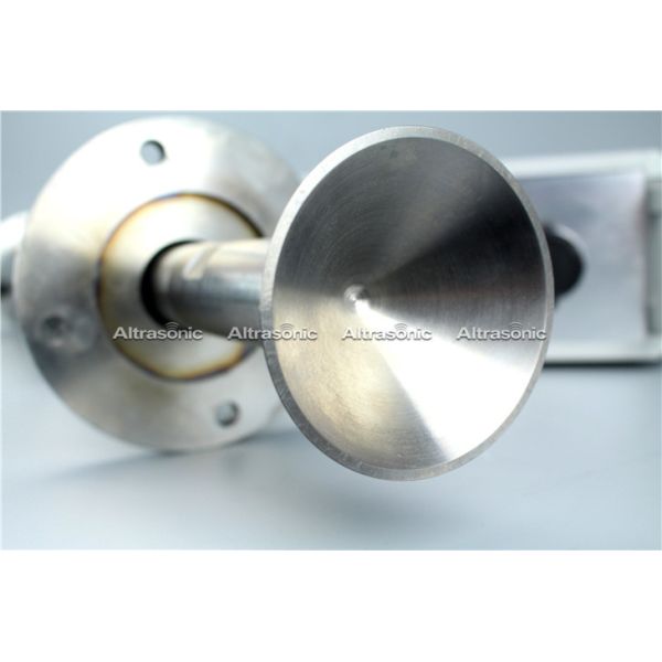 Ultrasonic Chemical Spray Drying Garanulation Altrasonic PicoMist Nozzle With Nano Size