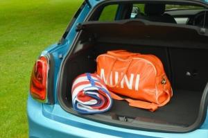Grid Non Toxic PVC Non Slip Mat 550g Car Boot Non Slip Plastic Mat Anti Slip Pvc Mat