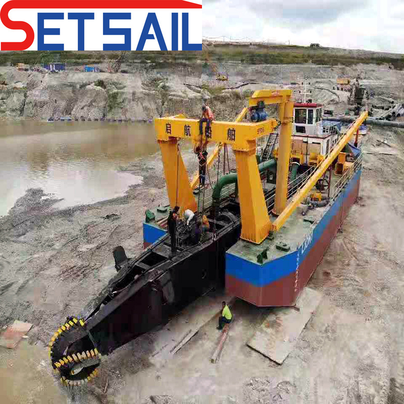 Hydraulic Cutter Suction Dredger with Capacity 1800 M3/H