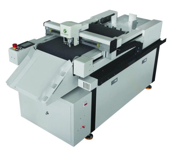 Quality Platen Conveying Flatbed Digital Cutter Machine Auto Cut for sale