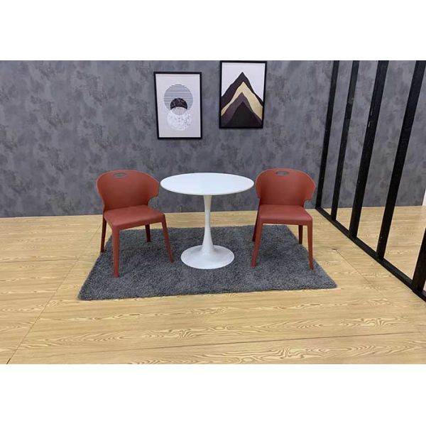 Red Coloured Plastic Dining Chairs Stain Resistant Nordic Style