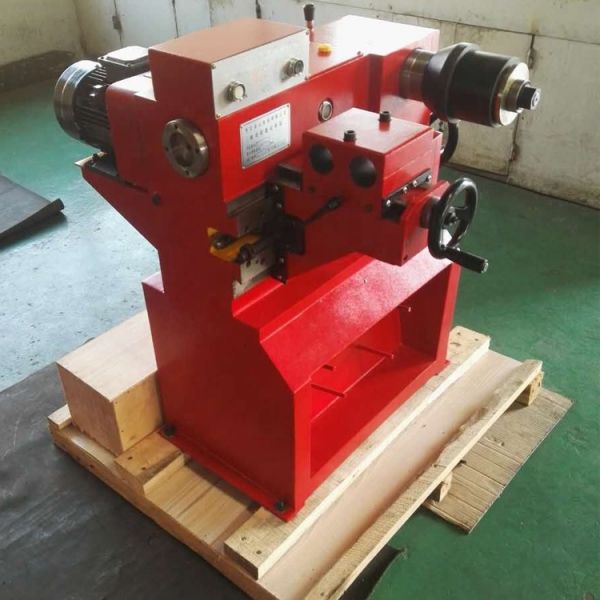 Off Road Vehicle Brake Drum Disc Lathe T8445 With 1.1KW Motor Power 690X890X880mm