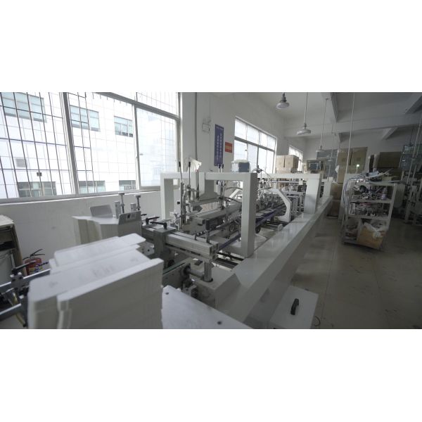 Custom CMYK Iridescent Paper Cosmetic Packaging Boxes UV Printing