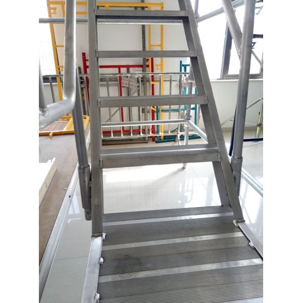 Light Gauge Galvanized Steel Stairs Spiral Staircase Stainless Steel Handrail Metal Steps