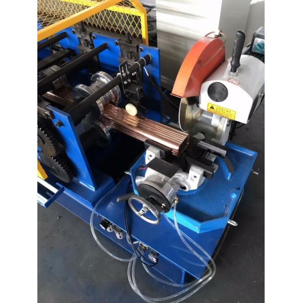 Stable Transmission Gutter Forming Machine Continuous Automatically Production
