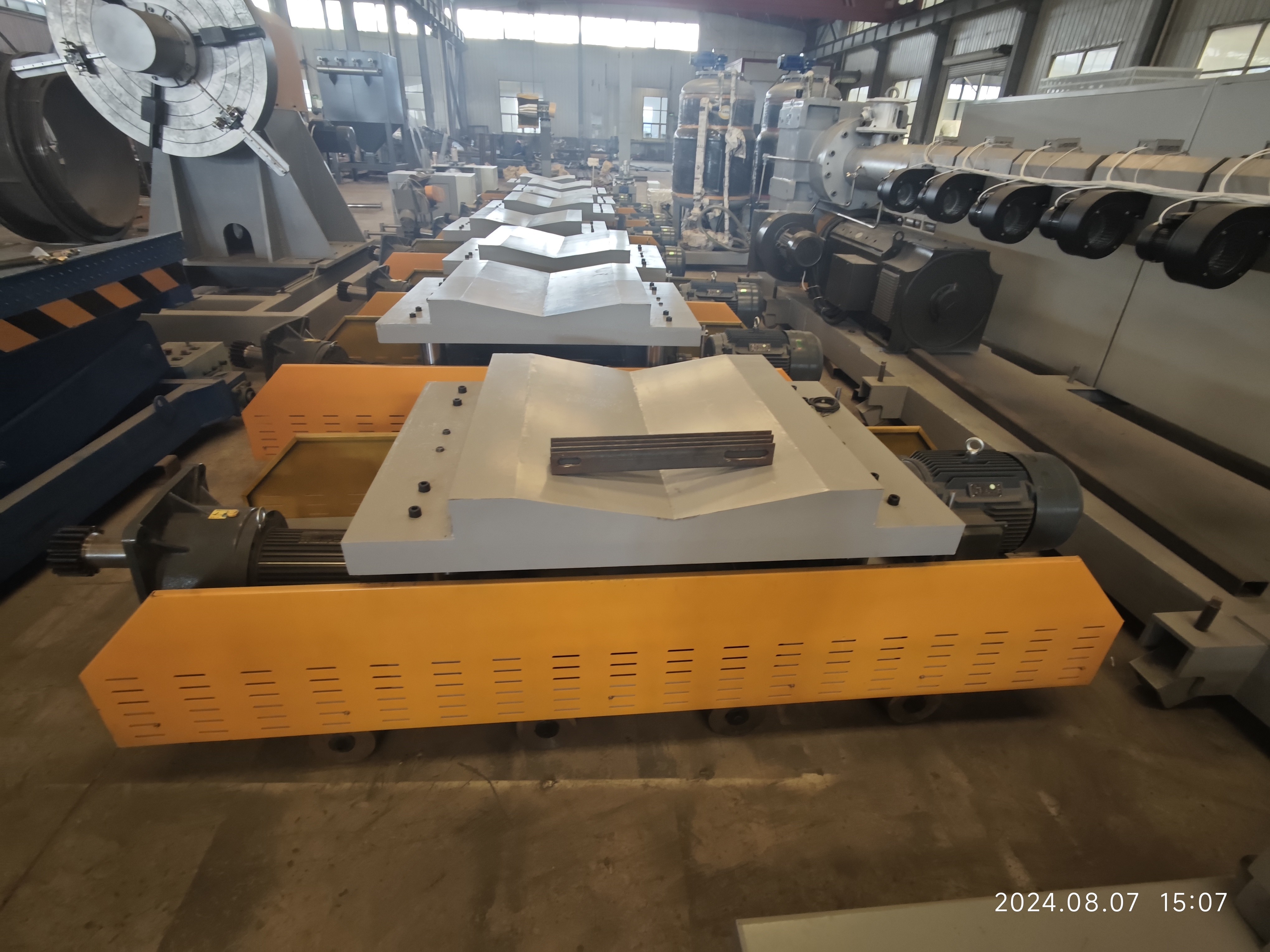 Three-Layer Polyethylene Steel Pipe Liquid Coating Blasting anti-corrosion pipe Line Machinery