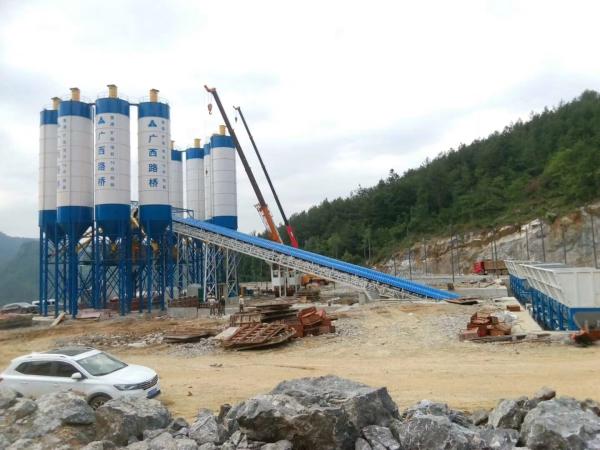 Quality Construction Ready Mixed Concrete Batching Plant Factory Building Batching Machine for sale