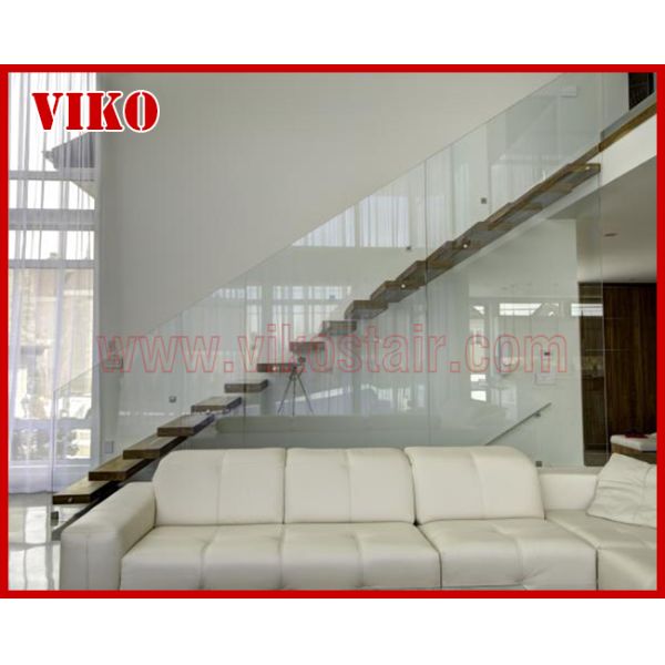 Floating Staircase VK56C Tempered Glass Tread American Oak LED Light strip StringerBeech StringerStainless Steel Powder