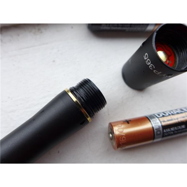 LED High Lumen Pen Flashlight AAA Battery Powered Aluminum Material