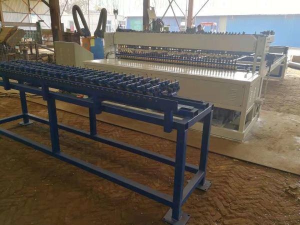 Quality PLC Panasonic Automatic Wire Mesh Welding Machine For Mesh Size 50x200mm for sale