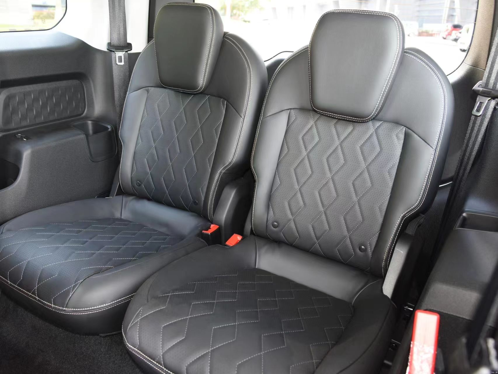 2024 Inventory of Wuling Baojun Kiwi Pure Electric Vehicle with 31.9kWh Battery Capacity