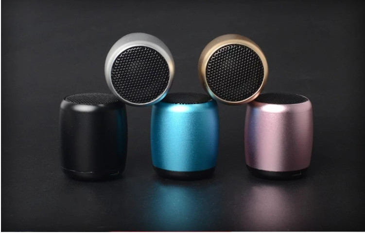 BM3 Metal Mini Egg Bluetooth Speaker Portable Bass Stereo Music Sound With Mic Shutter Button Multi-Function