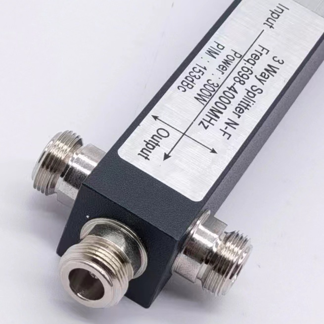 5000-6000MHz 2/3/4 Way Low Power Wilkinson Power Splitter 41f