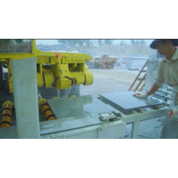 Automatic Stone Trimming Machine