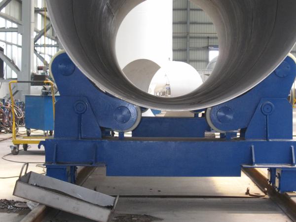 Driving Capacity 20 Tons Self Aligning Pipe Welding Rollers With Moving Wheels