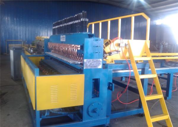 Quality High Strength Fence Mesh Welding Machine For Railway / Highway 5.4*3.2*1.7m for sale