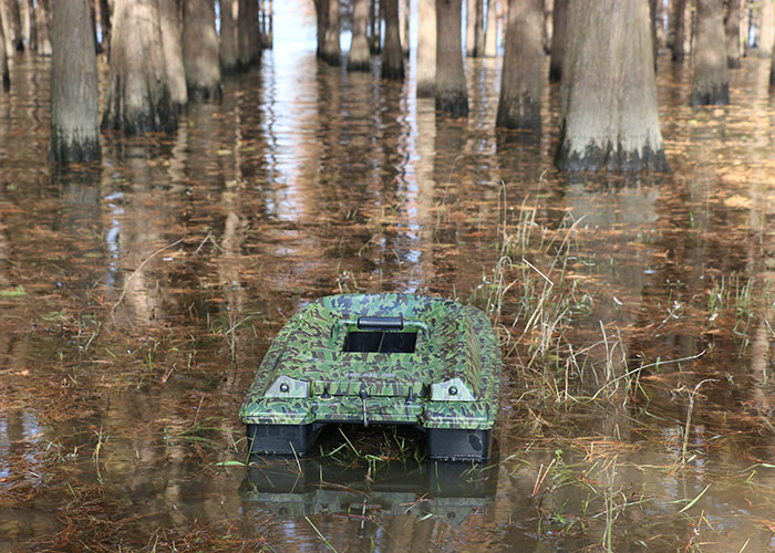 DEVICT bait boat DEVC-308 camouflage Catamaran bait boat style rc model