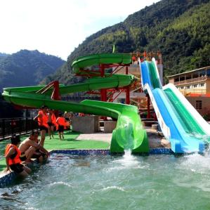Exciting Fiberglass Aqua Park Slide Customized For Unforgettable Thrills