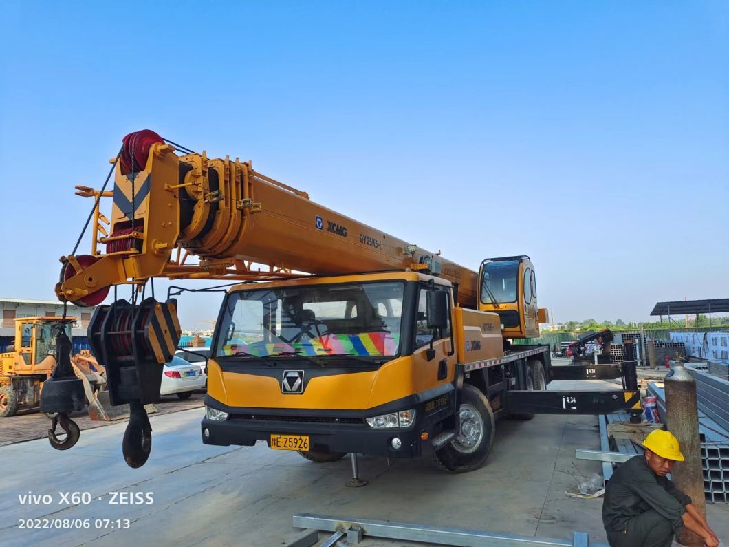High Quality Truck Crane 25ton Stable Working Hoist Cranes