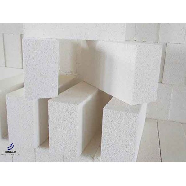 Lightweight Mullite Insulating Brick / Thermal Insulating Brick Working Temp 1200-1400℃