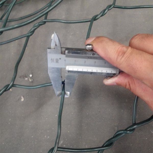 Selvedge Wire Hexagonal Galvanized Gabion Basket 4.0mm Dia