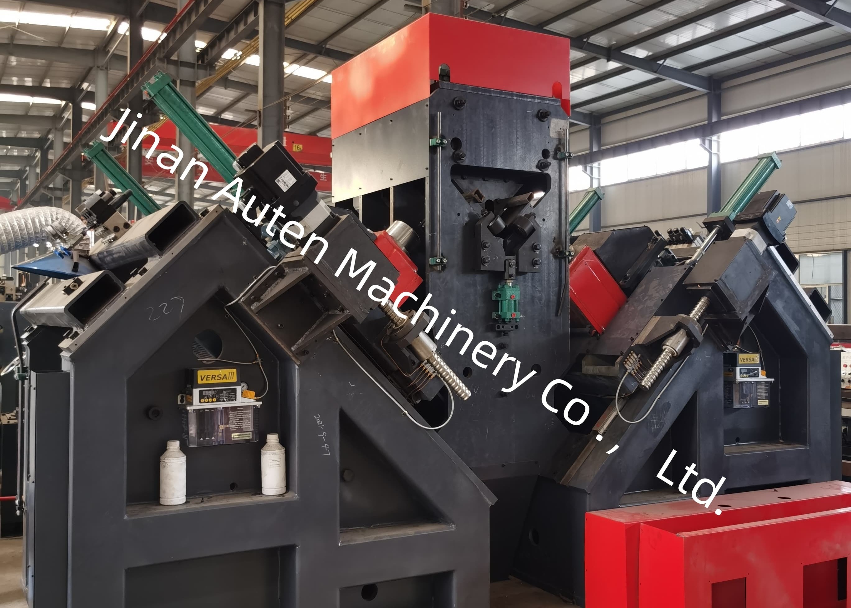 40mm Drilling Diameter Automation CNC Angle Line Machine BT40 Taper Of Drilling Spindle