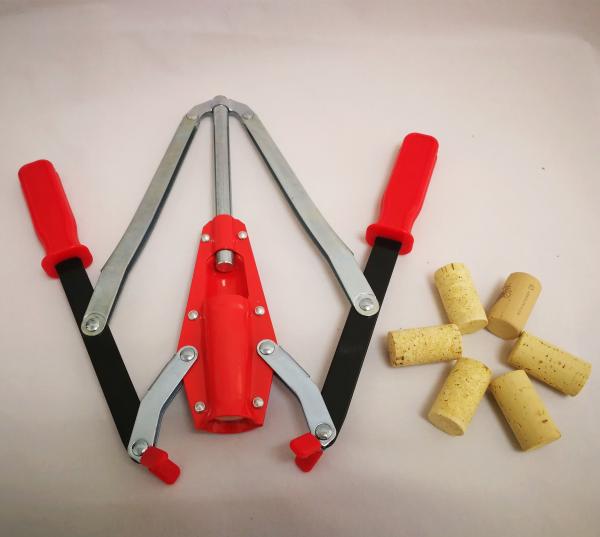 Quality Beverage Hand Corking Machine 33 X 24.8 X 5.1 Cm With 21 Mallow Run Corks for sale