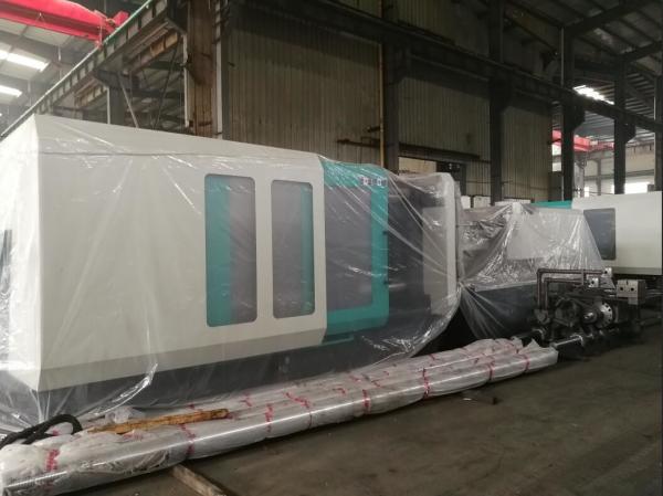 Quality 620L Oil Tank Plastic Injection Molding Machine For Food Container Making for sale