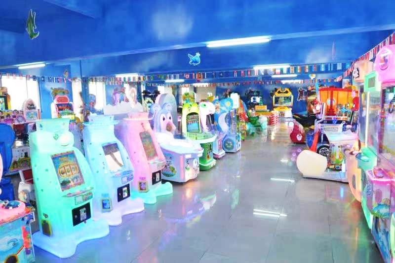 Factory price coin arcade cute tiger hitting machine playing cards game machine for children happy fun