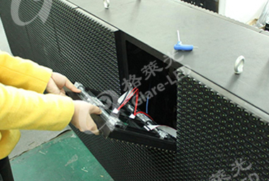 P10 P8 P5 P6.67 Front Service LED Screens Display With IP65 Rating