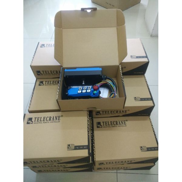 Single Speed Blue Color Wireless Hoist Remote Control Used For Industrial Work