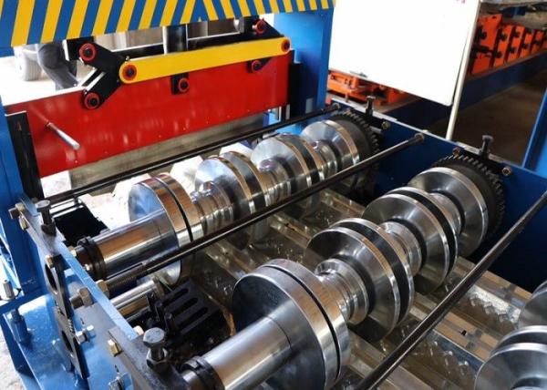 Quality Durable Composite Roof Sheet Rolling Machine Deck Floor Roll Forming Machine for sale