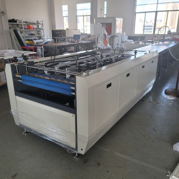 Precise Bookcase Folding Machine Automatic Case Making Machine