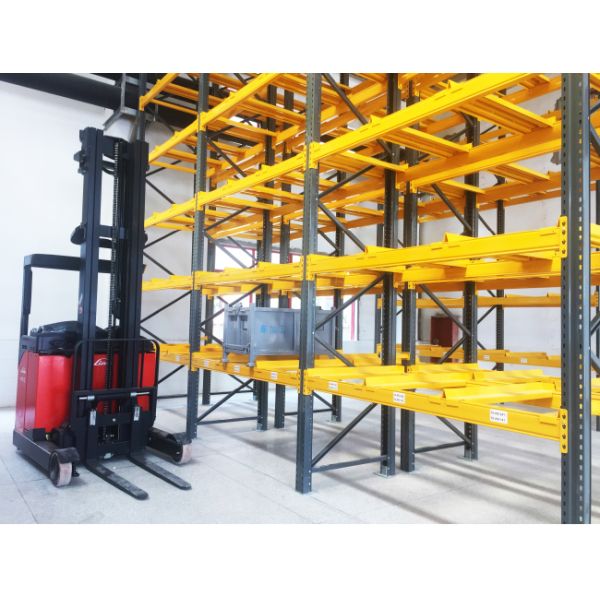 Single Depth Heavy Duty Pallet Rack Selective Pallet Rack Beam Racking