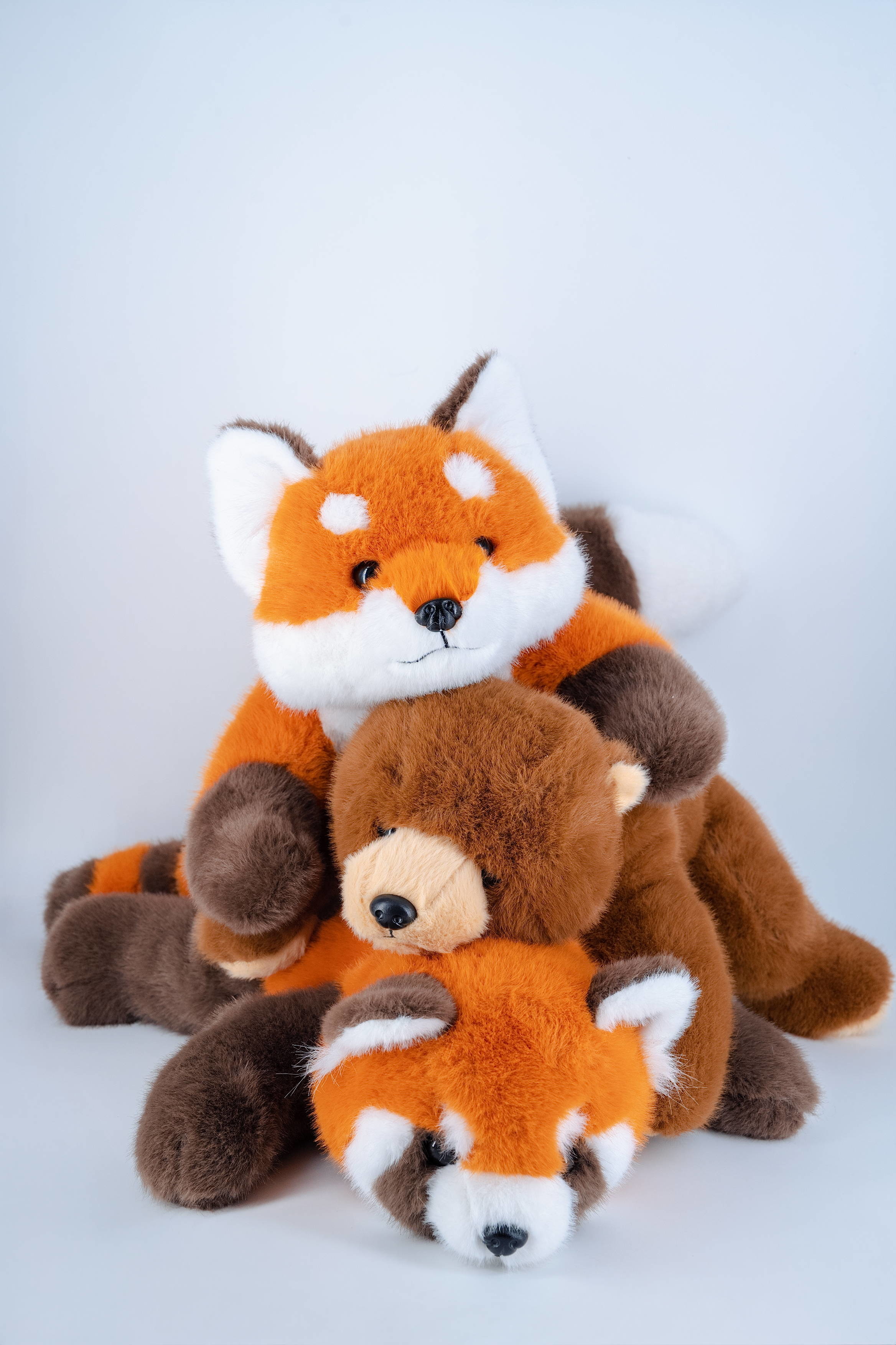 Custom Soft Fox Plush Toy, OEM Available, Low MOQ, Huggable Stuffed Animal